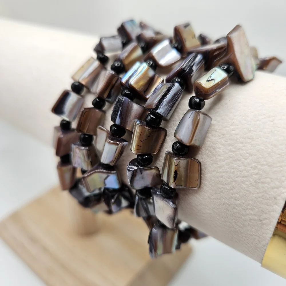 VINTAGE 90s Black Abalone Shell Beaded Stretch Bracelet Set of 5
